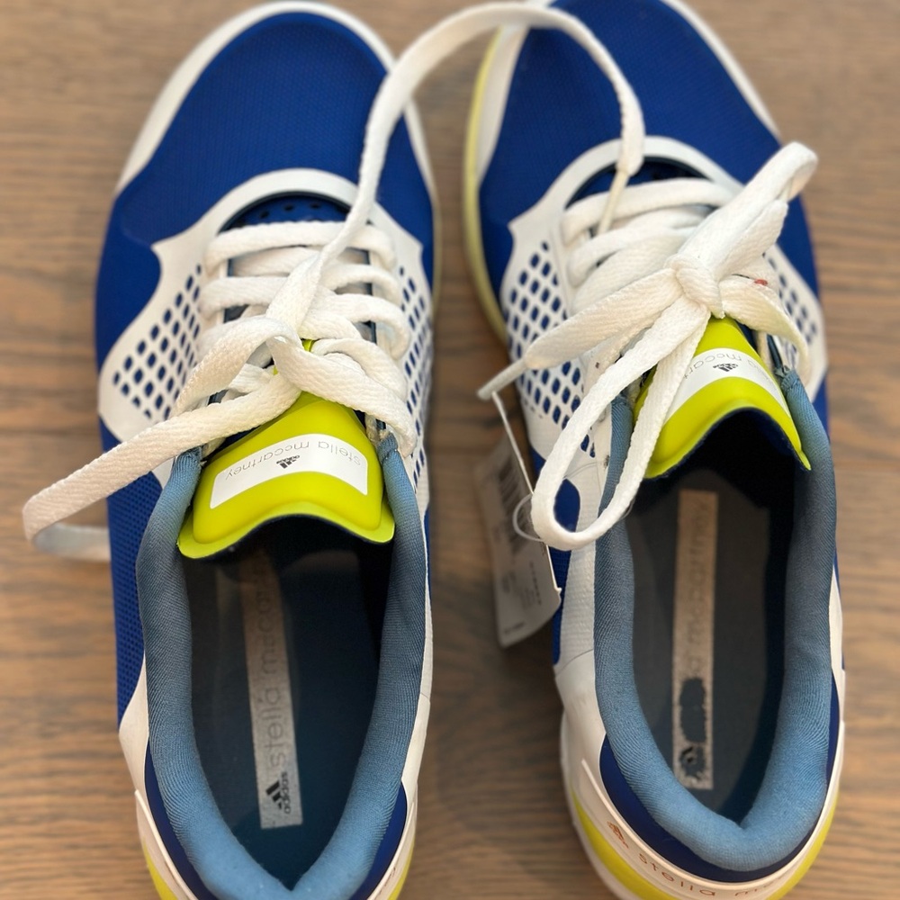 Adidas Stella McCarthy, NEW, nwt, Adizero Takumi, Blue/white, US size 7